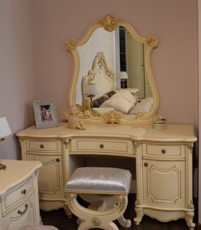 Туалетный стол + Зеркало Мона Лиза (крем) в Каменске-Уральском - kamensk-uralskiy.mebel-74.com | фото
